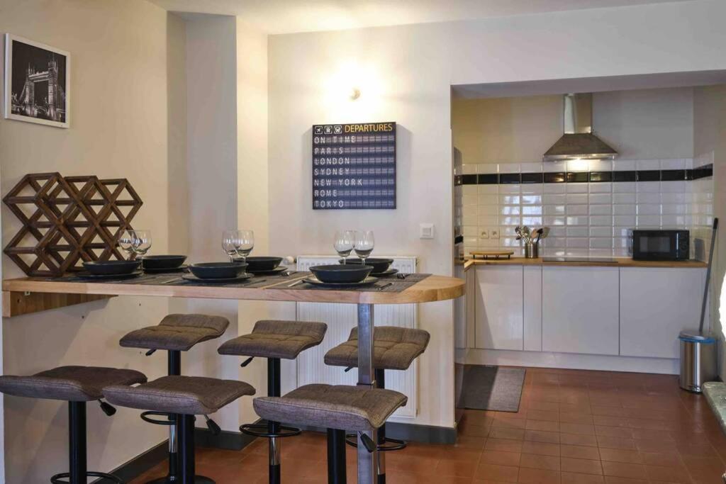 Centre Ville Appartement 75M2, Avec 3 Chambres Carcassonne Exterior foto